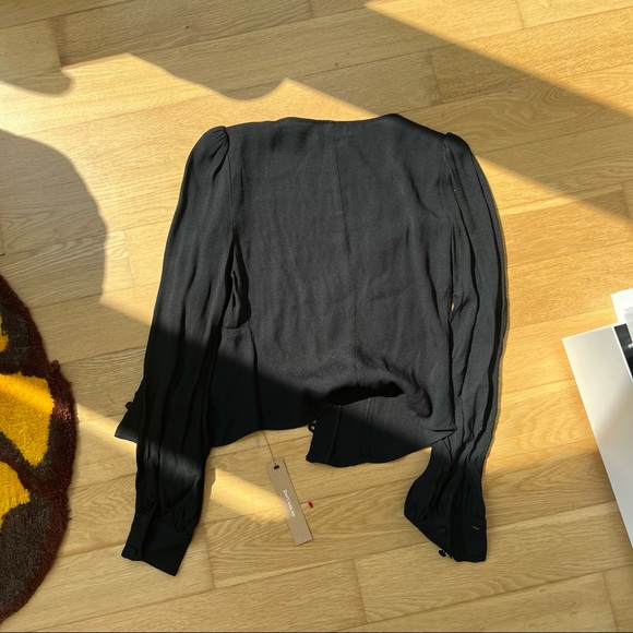 NWT reformation button cadence top - Picture 3 of 3